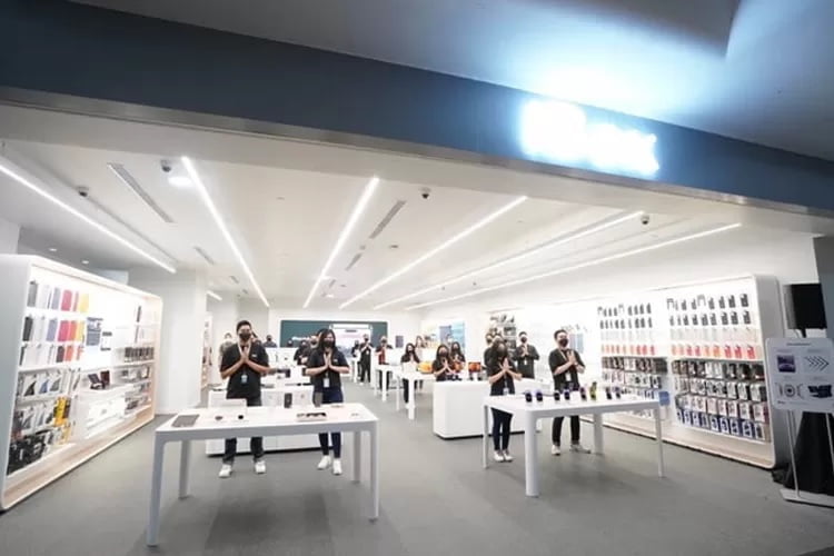outlet apple premium outlet apple premium pertama di Indonesia